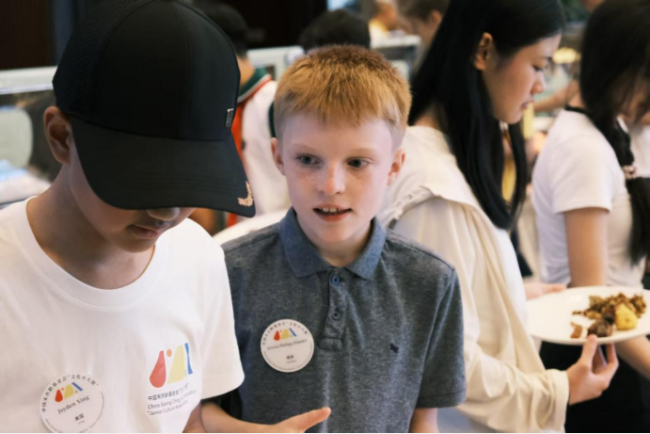 驶向分享的异日：高铁时间的文化传播新范式